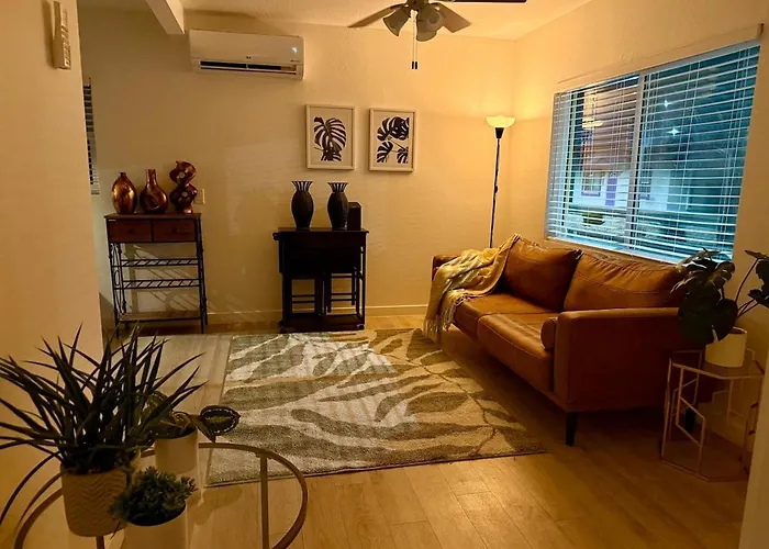 Golden Sol Casita Apartment *